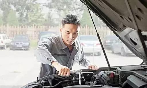 汽车高级修理工证多少钱
