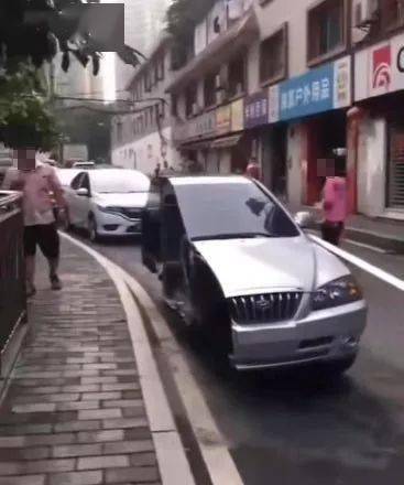 离婚房产和车怎么分