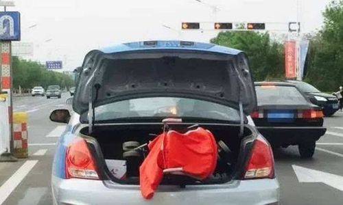 汽车被扣需要多少罚款