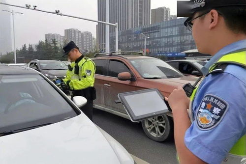 交警扣汽车罚款多少