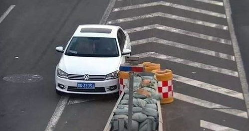汽车多少米不能停放