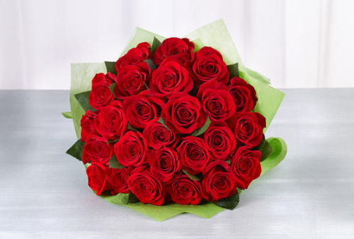 老婆过生日送鲜花送什么花