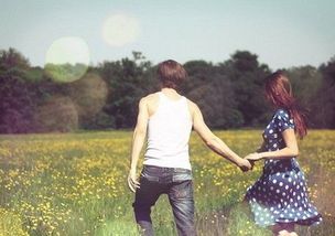 感情运势：69年男鸡婚姻感情运势（69年男鸡婚姻感情运势怎么样）