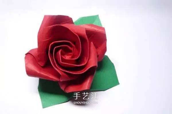 4步折纸花玫瑰