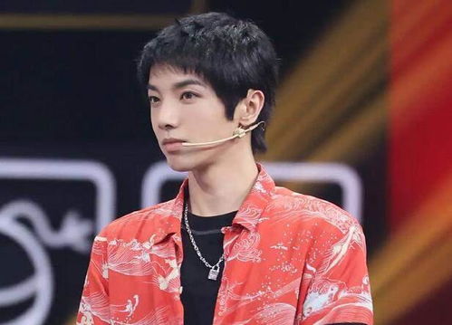 双子女和狮子男近期运势（双子女和狮子男的情侣值）