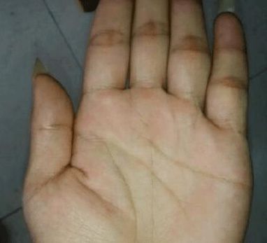 感情运势：感情运势好的手相女生图（感情运势好的手相女生图片）