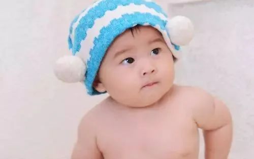 宝宝取名：有了宝宝怎么取名呢男孩（生了个儿子取名叫）