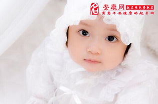 宝宝取名：年底生宝宝怎么取名字（年底生的宝宝小名）