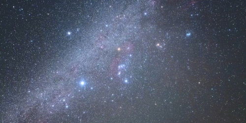 双子座流星雨，璀璨星空中的浪漫邂逅，你知道它在哪一天吗？