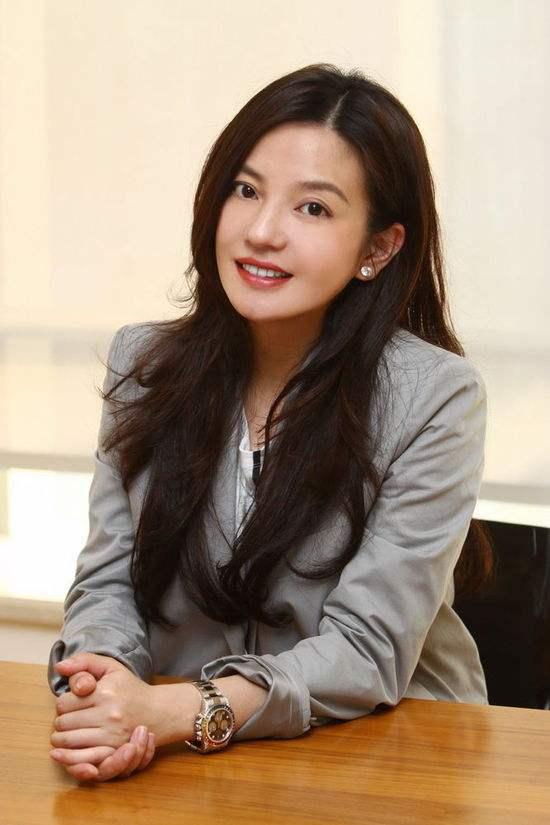 猪宝宝取名李嘉欣，寓意美好，传承经典