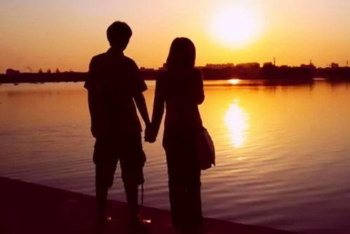 双子座女士下午感情运势，是甜蜜邂逅还是情感考验？