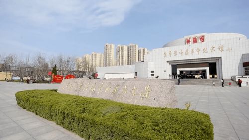 青海旅游团二日游攻略图，揭秘二日游的黄金路线！