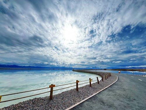 青海湖五天四晚旅游攻略，如何玩转青海湖的绝美风光？