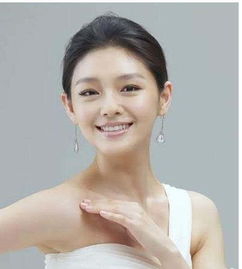 莫小棋今年感情运势揭秘，是桃花盛开还是孤影相伴？