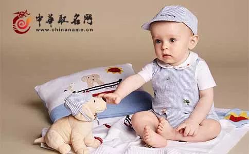 男宝小名兔宝宝，如何巧妙取名，寓意美好？