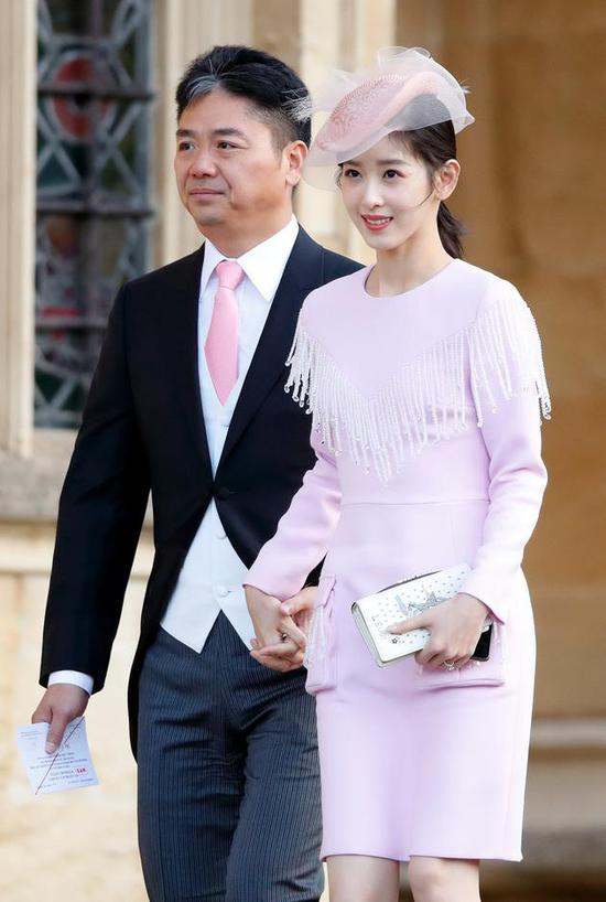 刘强东章泽天八字合婚揭秘